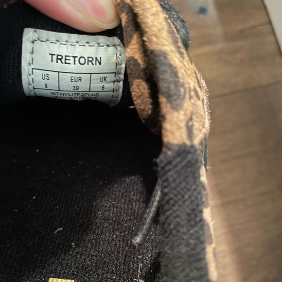 Tretorn leopard print shoes euro size 39 / US size 8 - Picture 3 of 3